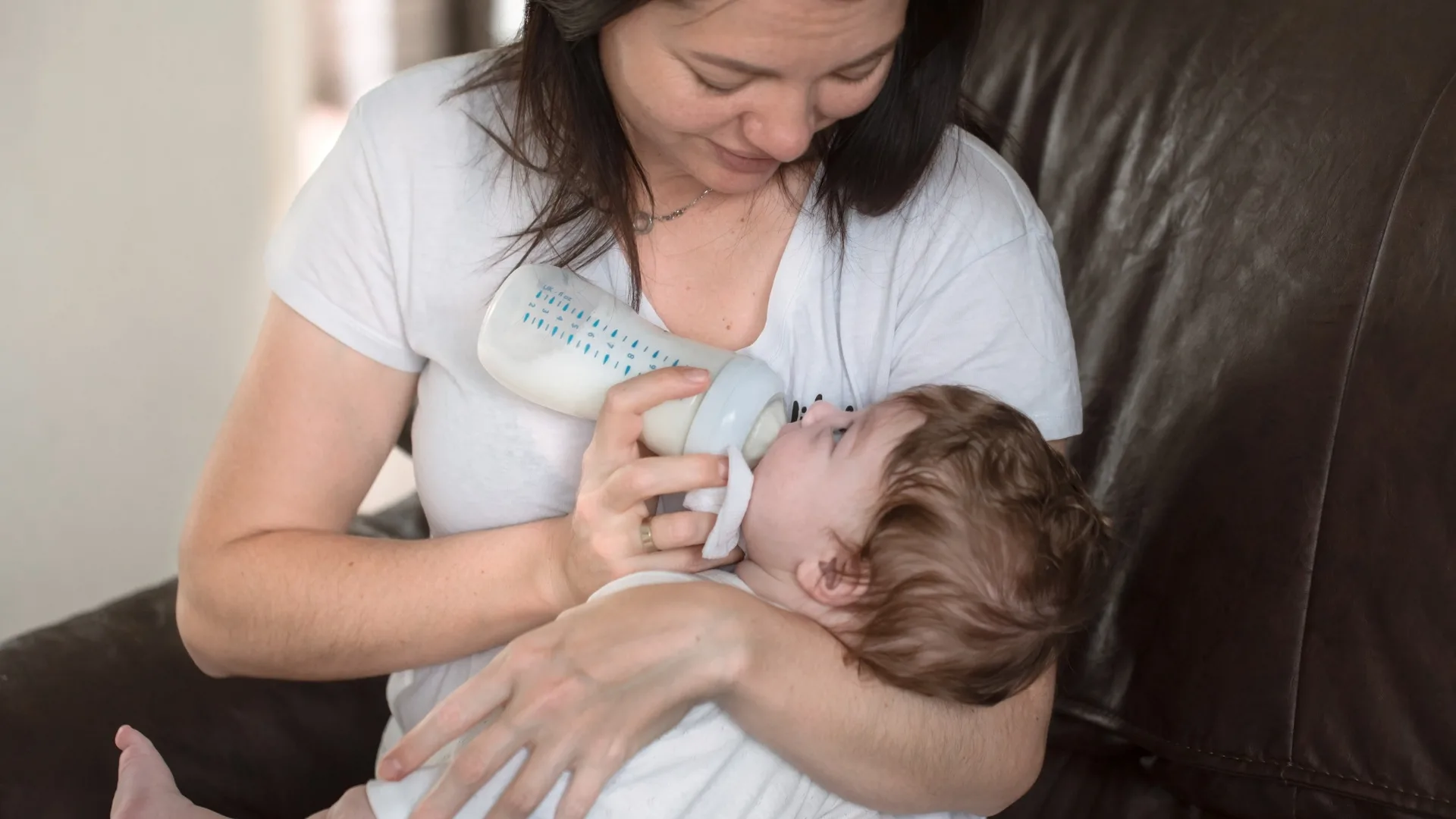 Tips to Help a Gassy Baby Before Switching Formula