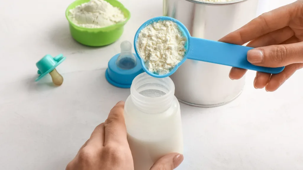 Does Baby Formula Have Lactose? What Parents Should Know