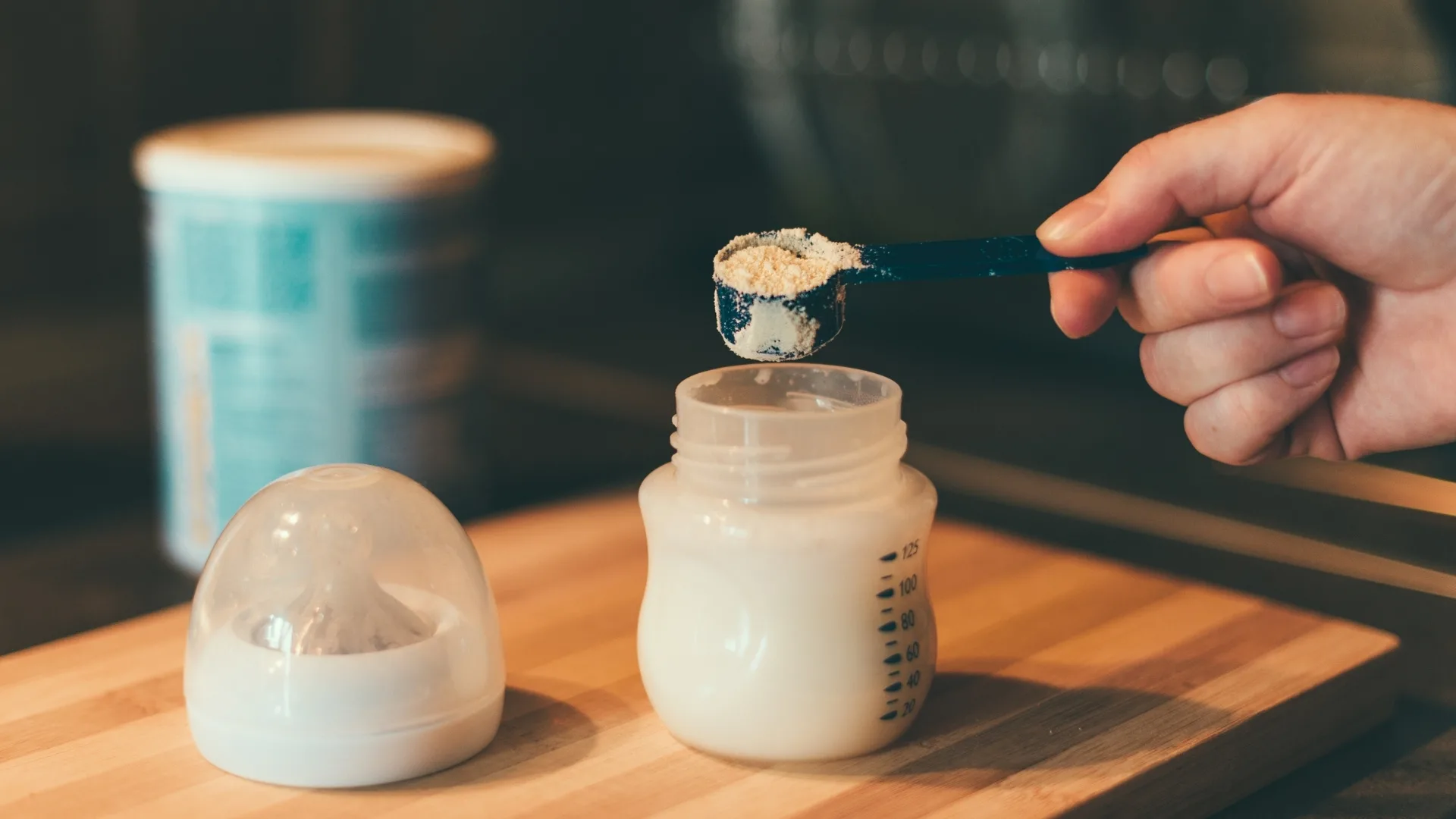 Types of Baby Formula and How They Affect Sensitive Skin